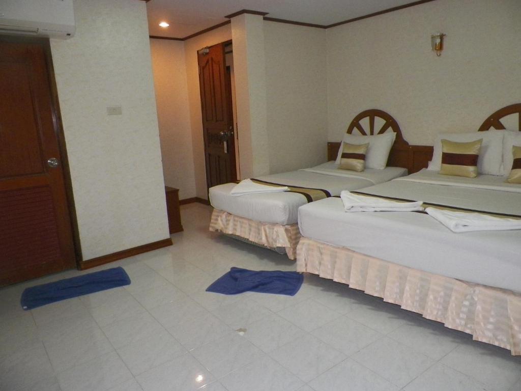 Natacha Hotel Phi Phi Don Room photo